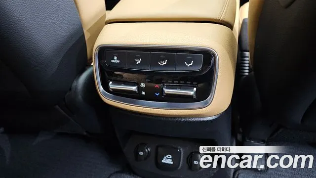2020 Kia Mohave The Master Diesel 3.0 4WD 7-Seater Sold VIN KNAKN814DLA207762 – dashboard