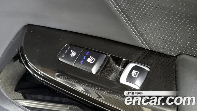 2021 Kia Mohave The Master Diesel 3.0 4WD 6-Seater Sold VIN KNAKN814DMA218206 – photo 23