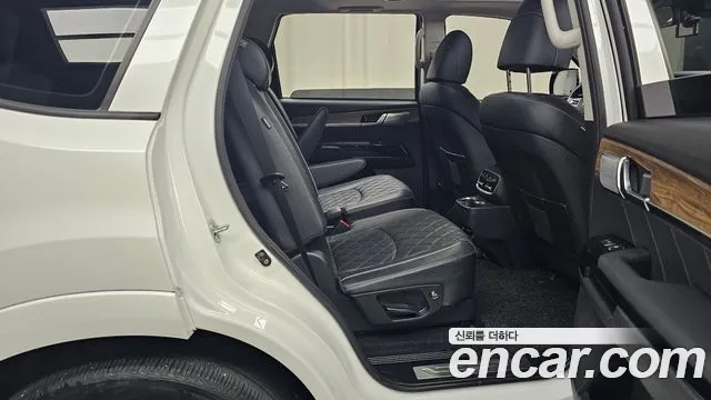 2021 Kia Mohave The Master Diesel 3.0 4WD 6-Seater Sold VIN KNAKN814DMA221670 – exterior detail 2021 Kia Mohave The Master Diesel 3.0 4WD 6-Seater Sold VIN KNAKN814DMA221670 – exterior detail