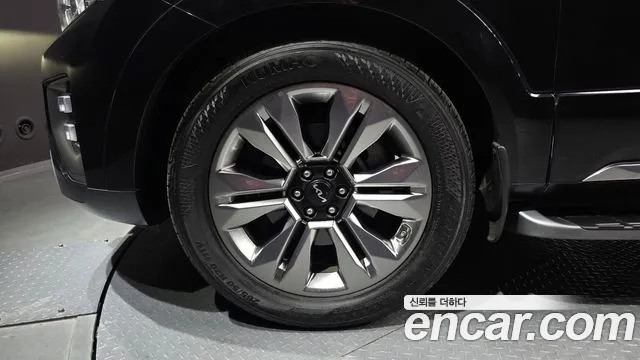 2022 Kia Mohave The Master Diesel 3.0 4WD 6-Seater Sold VIN KNAKN814DNA237667 – exterior detail