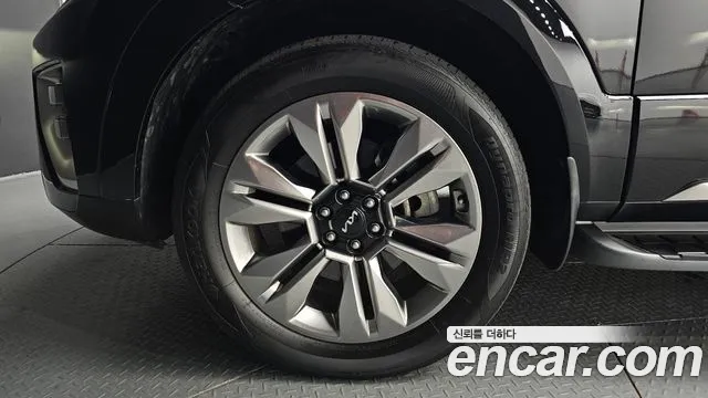 2022 Kia Mohave The Master Diesel 3.0 4WD 5-Seater Sold VIN KNAKN814DNA239503 – side profile