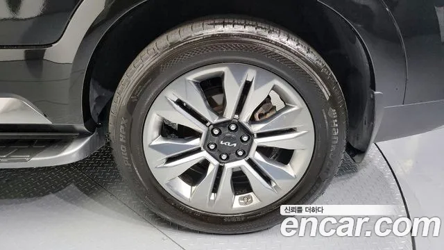 2022 Kia Mohave The Master Diesel 3.0 4WD 6-Seater Sold VIN KNAKN814DNA242359 – photo 19 2022 Kia Mohave The Master Diesel 3.0 4WD 6-Seater Sold VIN KNAKN814DNA242359 – photo 19