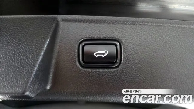 2022 Kia Mohave The Master Diesel 3.0 4WD 6-Seater Sold VIN KNAKR814DNA239633 – front exterior 2022 Kia Mohave The Master Diesel 3.0 4WD 6-Seater Sold VIN KNAKR814DNA239633 – front exterior