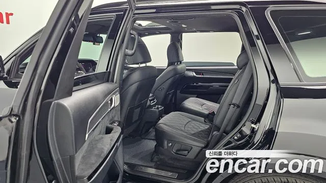 2023 Kia Mohave The Master Diesel 3.0 4WD 6-Seater Sold VIN KNAKR814DPA247637 – exterior detail