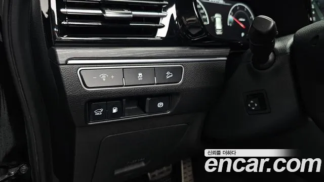 2024 Kia Mohave The Master Diesel 3.0 4WD 5-Seater Sold VIN KNAKR814DRA252005 – undercarriage