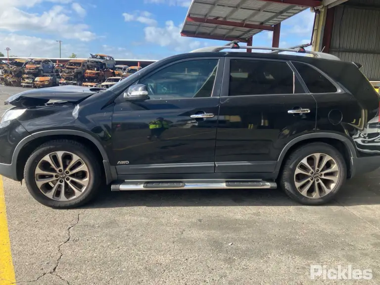 2014 Kia Sorento Damaged VIN KNAKU814SE5513494 – photo 19