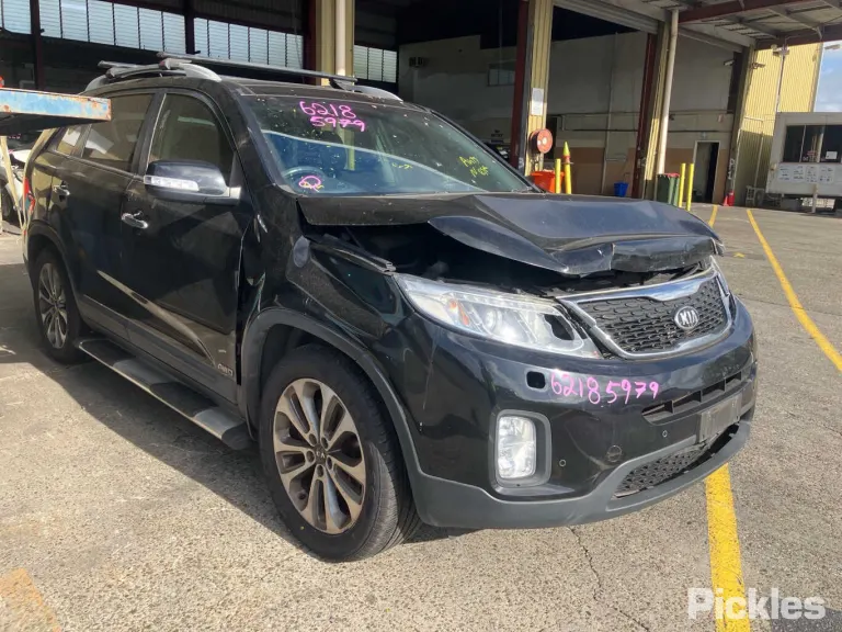 2014 Kia Sorento Damaged VIN KNAKU814SE5513494 – photo 20