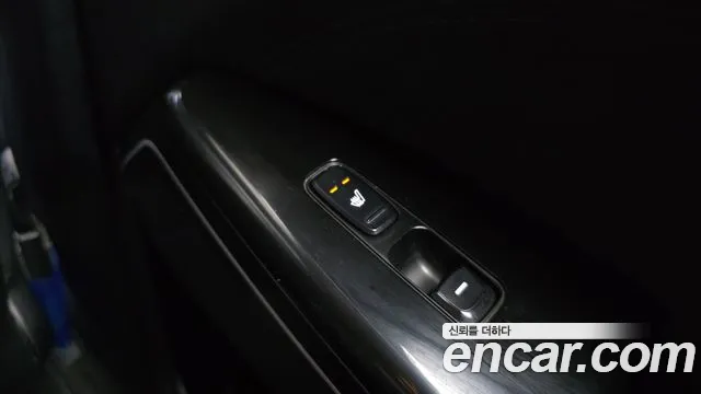 2017 Kia All New K7 Hybrid Prestige Sold VIN KNALA41GBHA001951 – rear exterior