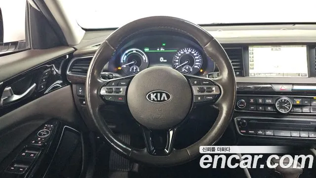 2017 Kia All New K7 Hybrid Prestige Sold VIN KNALA41GBHA005343 – trunk area