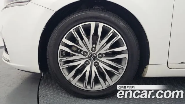 2017 Kia All New K7 Hybrid Prestige Sold VIN KNALA41GBHA005343 – photo 13