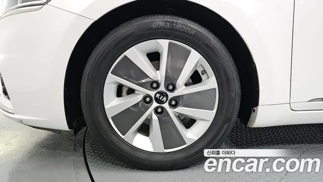 2017 Kia All New K7 Hybrid Prestige Sold VIN KNALA41GBHA005707 – photo 19