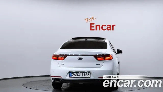 2018 Kia All New K7 Hybrid Noblesse Sold VIN KNALA41GBJA011322 – dashboard 2018 Kia All New K7 Hybrid Noblesse Sold VIN KNALA41GBJA011322 – dashboard