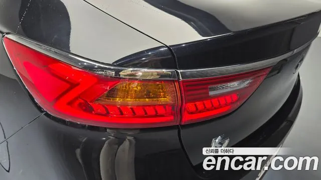 2017 Kia All New K7 2.4 GDI Limited Edition Sold VIN KNALB415BHA060923 – photo 12 2017 Kia All New K7 2.4 GDI Limited Edition Sold VIN KNALB415BHA060923 – photo 12