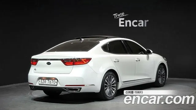 2017 Kia All New K7 2.4 Gdi Limited Sold VIN KNALB415BHA097600 – front exterior