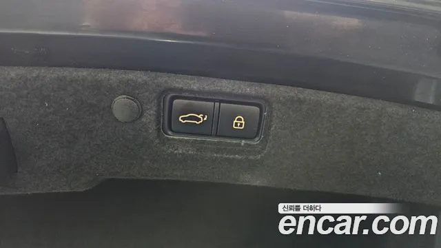 2017 Kia All New K7 2.4 GDI Limited Sold VIN KNALB415BHA099559 – dashboard