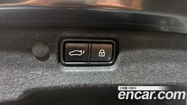 2017 Kia All New K7 2.4 GDI Limited Sold VIN KNALB415BHA102618 – undercarriage