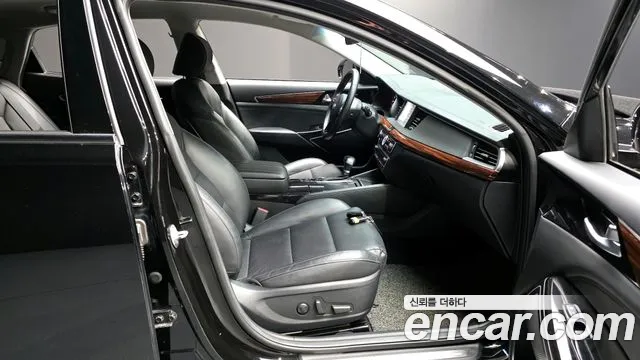 2017 Kia All New K7 2.4 GDI Limited Sold VIN KNALB415BHA110872 – engine bay 2017 Kia All New K7 2.4 GDI Limited Sold VIN KNALB415BHA110872 – engine bay