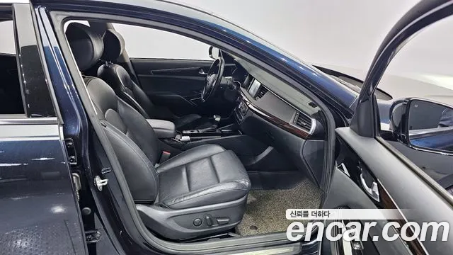 2018 Kia All New K7 2.4 GDI Limited Sold VIN KNALB415BJA118669 – exterior detail