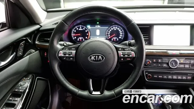 2018 Kia All New K7 2.4 Worldcup Edition Sold VIN KNALB415BJA140151 – front exterior