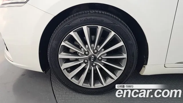 2019 Kia All New K7 2.4 GDI Prestige Sold VIN KNALB415BKA174292 – trunk area