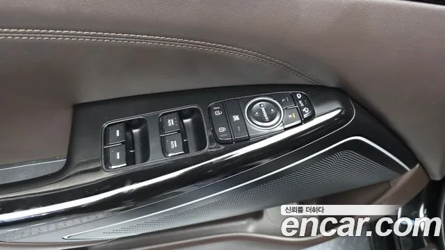 2018 Kia All New K7 3.0 GDI Limited Sold VIN KNALB416BJA141991 – trunk area