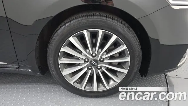 2018 Kia All New K7 3.0 GDI Limited Sold VIN KNALB416BJA141991 – odometer reading