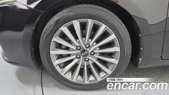 2017 Kia All New K7 2.2 Diesel Limited Sold VIN KNALB41ABHA084695 – photo 16 2017 Kia All New K7 2.2 Diesel Limited Sold VIN KNALB41ABHA084695 – photo 16