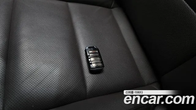 2017 Kia All New K7 2.2 Diesel Limited Sold VIN KNALB41ABHA100790 – photo 14 2017 Kia All New K7 2.2 Diesel Limited Sold VIN KNALB41ABHA100790 – photo 14