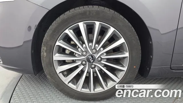 2017 Kia All New K7 2.2 Diesel Limited Sold VIN KNALB41ABHA100790 – photo 24 2017 Kia All New K7 2.2 Diesel Limited Sold VIN KNALB41ABHA100790 – photo 24