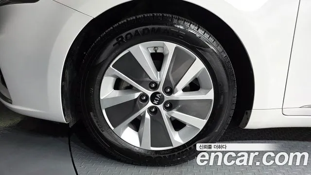 2017 Kia All New K7 Hybrid Noblesse VIN KNALB41GBHA006394