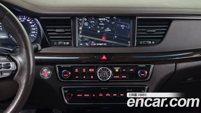 2018 Kia All New K7 Hybrid Noblesse Special Sold VIN KNALB41GBJA012680 – front exterior