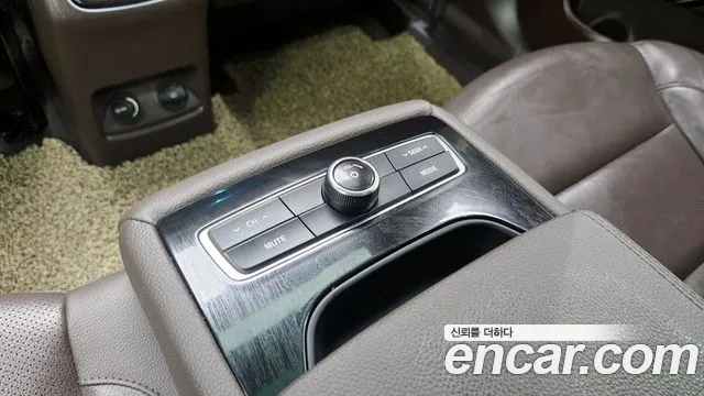 2017 Kia All New K7 3.3 GDI Noblesse Sold VIN KNALC411BHA092154 – trunk area