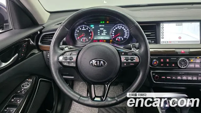 2018 Kia All New K7 3.3 Gdi Noblesse Sold VIN KNALC411BJA120923 – front exterior 2018 Kia All New K7 3.3 Gdi Noblesse Sold VIN KNALC411BJA120923 – front exterior
