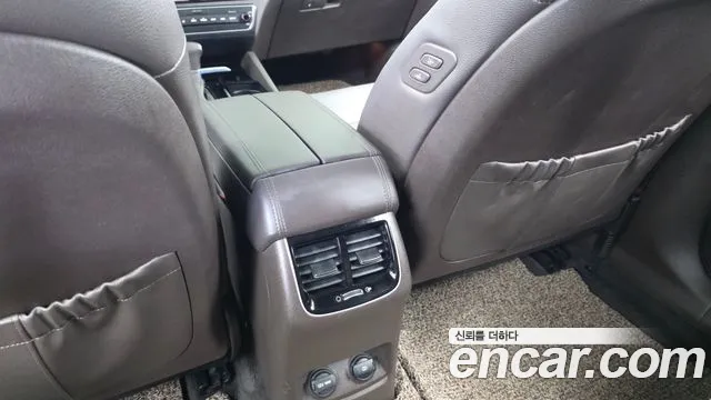 2018 Kia All New K7 3.3 GDI Limited Plus Sold VIN KNALC411BJA126795 – trunk area