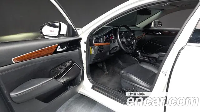 2017 Kia All New K7 3.0 LPI Luxury (Rental Car) Sold VIN KNALC418BHA098146 – undercarriage