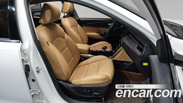 2020 Kia K7 Premier 2.5 GDI Noblesse Sold VIN KNALC41BBLA183306 – odometer reading