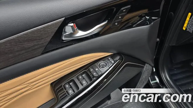 2020 Kia K7 Premier 2.5 Gdi X Edition Sold VIN KNALC41BBLA208421 – front exterior