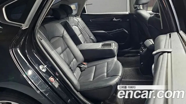 2020 Kia K7 Premier 2.5 GDI X Edition Sold VIN KNALC41BBLA214785 – trunk area