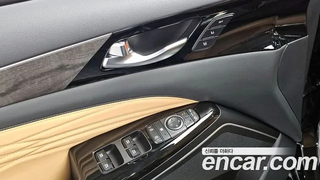 2020 Kia K7 Premier 2.5 GDI X Edition Sold VIN KNALC41BBLA216124 – interior seats