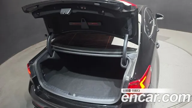 2020 Kia K7 Premier 2.5 GDI X Edition Sold VIN KNALC41BBLA225976 – exterior detail 2020 Kia K7 Premier 2.5 GDI X Edition Sold VIN KNALC41BBLA225976 – exterior detail