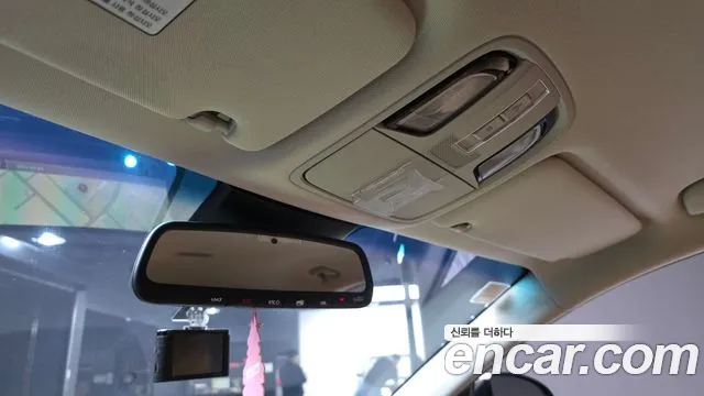 2020 Kia K7 Premier Hybrid Noblesse Sold VIN KNALC41GBLA019257 – interior seats