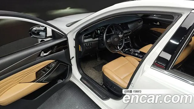 2020 Kia K7 Premier 3.0 GDI Signature Sold VIN KNALD416BLA175667 – side profile