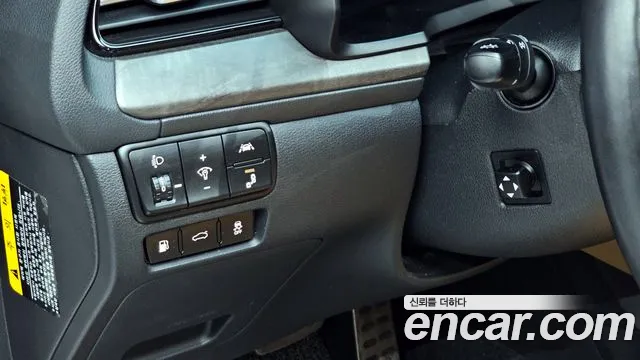 2020 Kia K7 Premier 3.0 GDI Signature Sold VIN KNALD416BLA175667 – interior seats