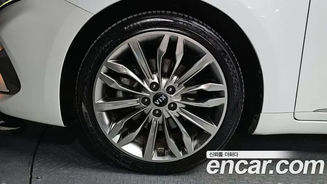 2020 Kia K7 Premier 3.0 GDI Signature Sold VIN KNALD416BLA175667 – photo 15