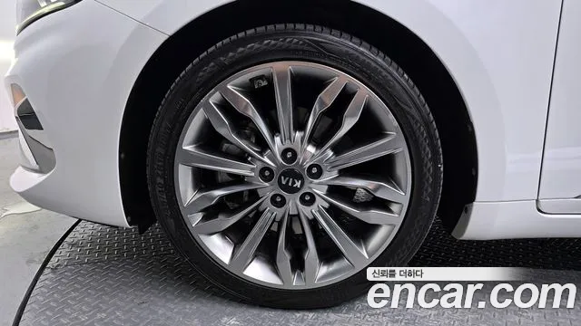 2020 Kia K7 Premier 3.0 GDI Noblesse Sold VIN KNALD416BLA192740 – undercarriage