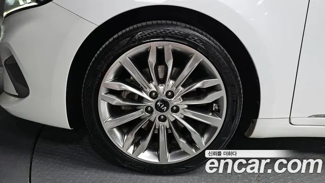 2020 Kia K7 Premier 3.0 GDI Signature Sold VIN KNALD416BLA193821 – photo 16 2020 Kia K7 Premier 3.0 GDI Signature Sold VIN KNALD416BLA193821 – photo 16