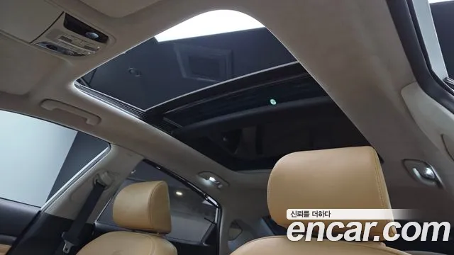 2020 Kia K7 Premier 3.0 GDI Signature Sold VIN KNALD416BLA198742 – exterior detail
