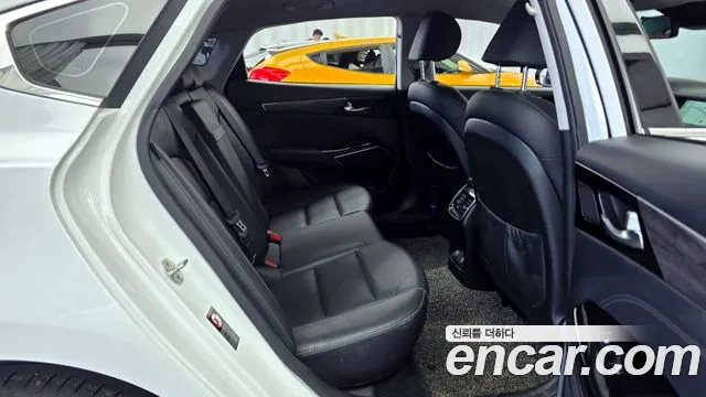 2020 Kia K7 Premier 3.0 GDI Noblesse Sold VIN KNALD416BLA204853 – trunk area