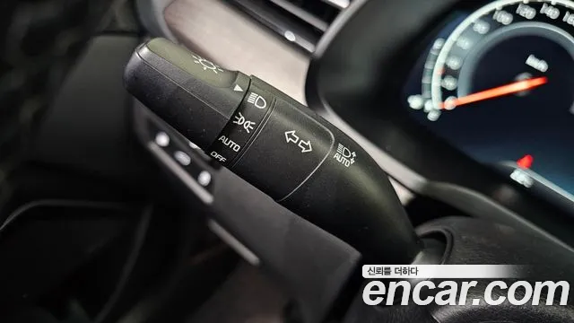 2020 Kia K7 Premier 3.0 GDI Signature Sold VIN KNALD416BLA217049 – interior seats 2020 Kia K7 Premier 3.0 GDI Signature Sold VIN KNALD416BLA217049 – interior seats