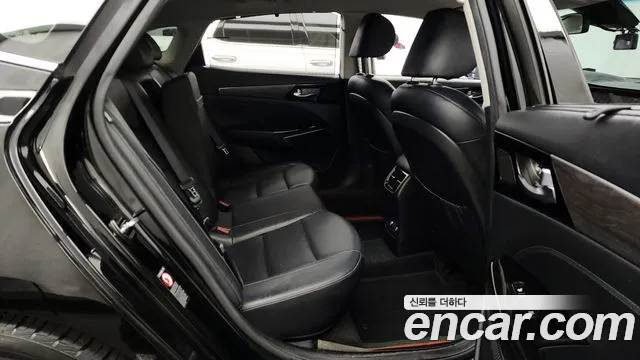 2020 Kia K7 Premier 3.0 GDI Noblesse Sold VIN KNALD416BLA231860 – rear exterior